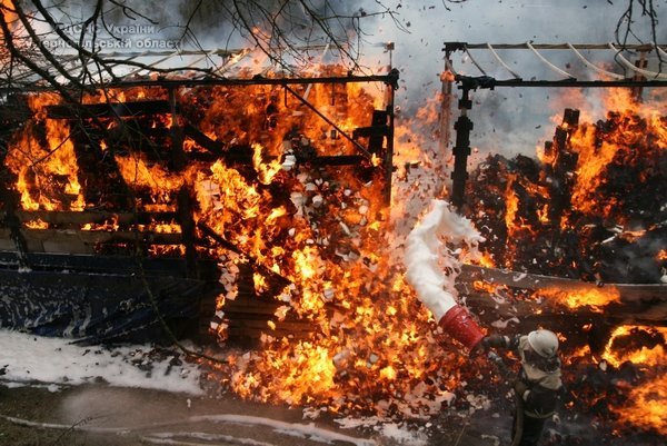 В Тернопольской области сгорел грузовик