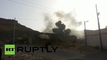 В столице Йемена женщины попали под бомбежку по дороге в укрытие
