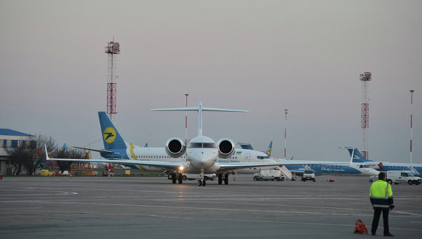 Самолеты в международном аэропорту Борисполь. Архивное фото