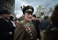 Ветеран - участник митинга в защиту памятника генералу Ватутину в Киеве