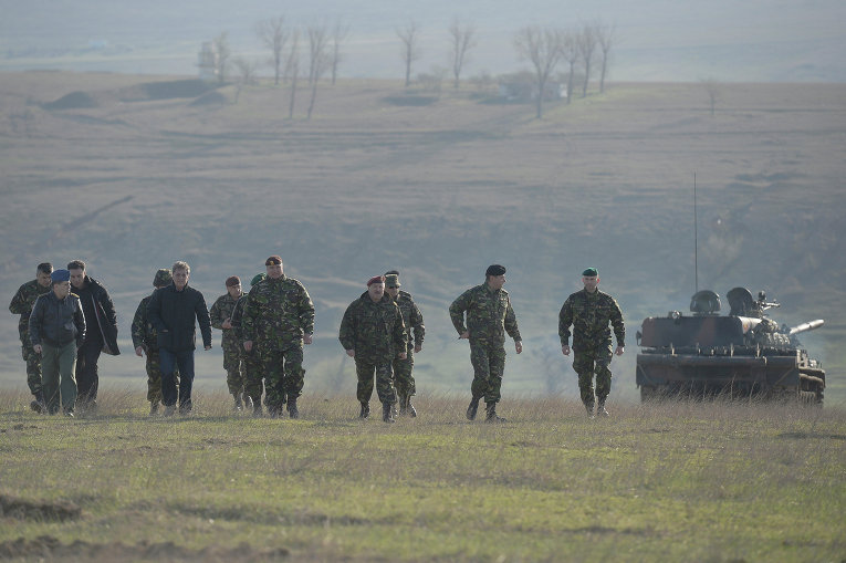 На границе с Украиной начались масштабные военные учения НАТО