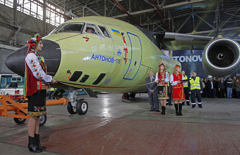 Презентации самолета Ан-178 на ГП Антонов в Киеве