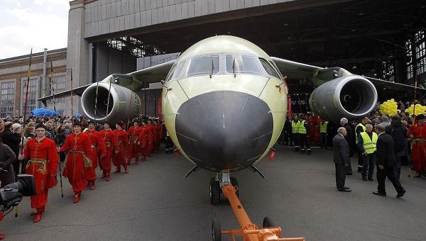 Презентация самолета Ан-178 на ГП Антонов в Киеве