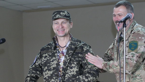В Днепропетровске открыли базу полка Днепр-1