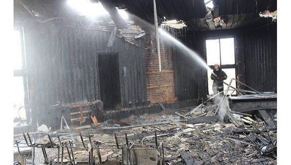 Двухэтажный пост ГАИ сгорел под Киевом