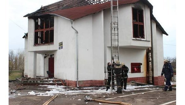Двухэтажный пост ГАИ сгорел под Киевом