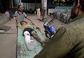 Пострадавший от землетрясения в Непале мальчик в Индии