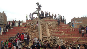 Разрушения на площади Дурбар в Катманду