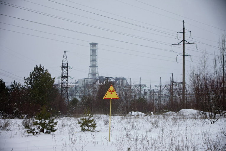 Вид на четвертый реактор Чернобыльской АЭС, 24 февраля 2011 г