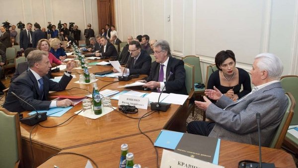Заседание конституционной комиссии в Верховной Раде