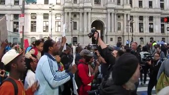 Массовые протесты в Филадельфии