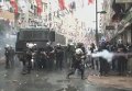 Первомай в Стамбуле: водометы, слезоточивый газ и более 100 арестов. Видео