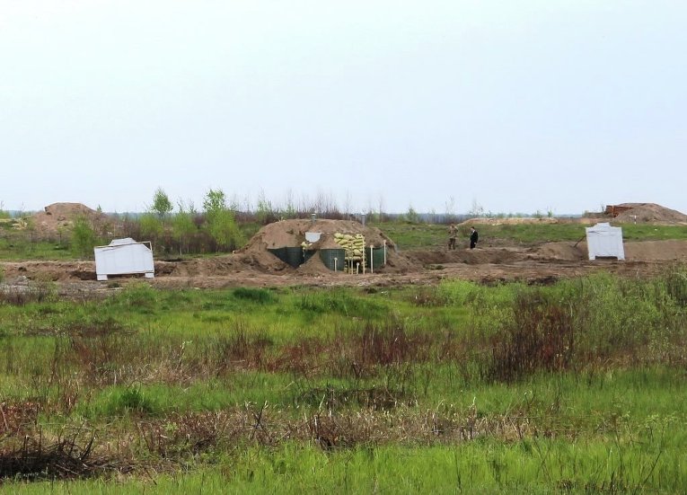 Оборонительное сооружение на полигоне ВСУ в Житомирской области