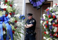 В Нью-Йорке скончался сотрудник полиции, который получил огнестрельное ранение в голову в субботу, 2 мая, в Квинсе.