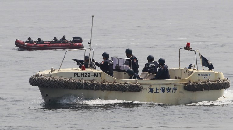 Антитеррористические подразделения филиппинской и японской береговой охраны.
