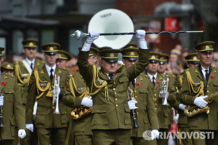 Марш военных оркестров в Киеве