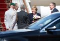 Федерального канцлера Федеративной Республики Германия встретили с цветами