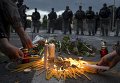 В столице Македонии – траур. Свечи зажгли в память о более 20 погибших в спецоперации на севере страны. Ее устроили против группы вооруженных албанских сепаратистов, которые в начале месяца проникли в Македонию из Косово.