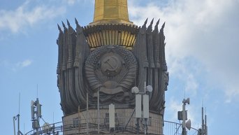Символика СССР на экспоцентре в Киеве