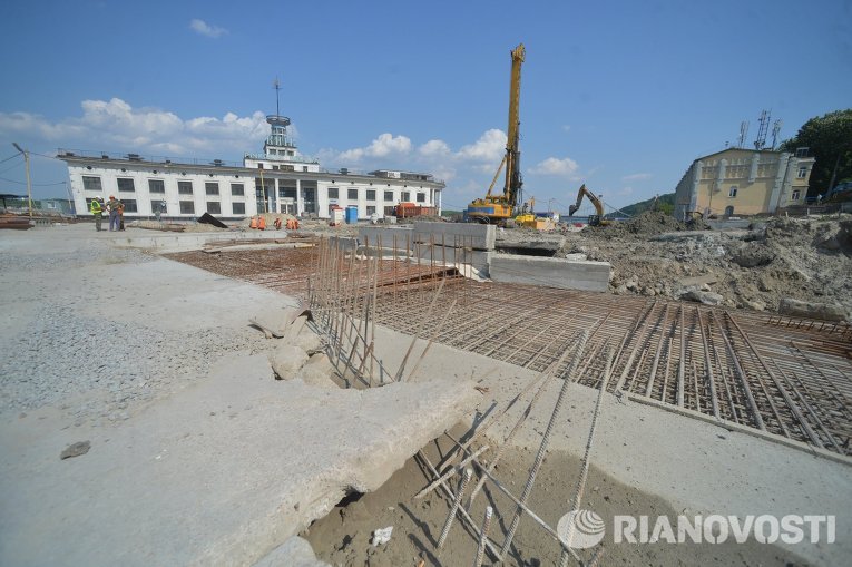 Реконструкция Почтовой площади в Киеве