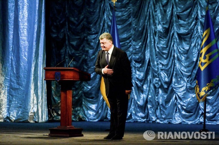Петр Порошенко на конкурсе знатоков украинского языка