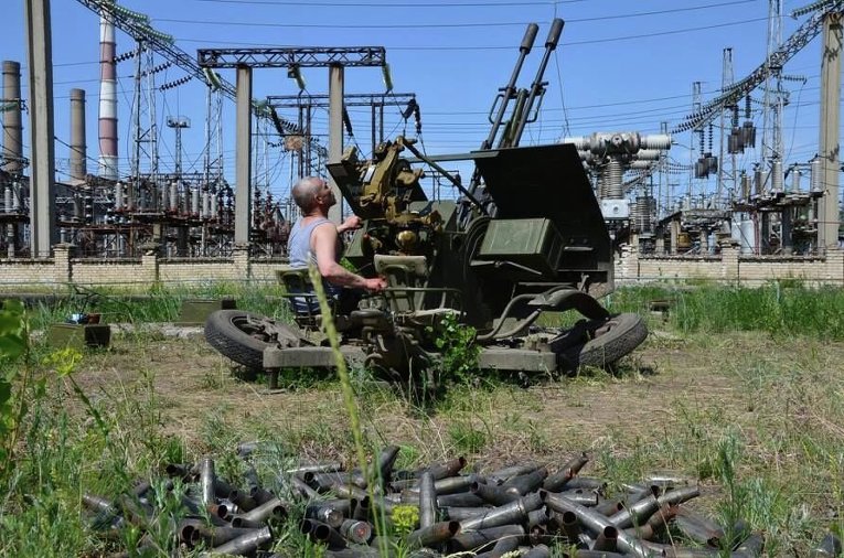 Украинский военный на Луганской ТЭС