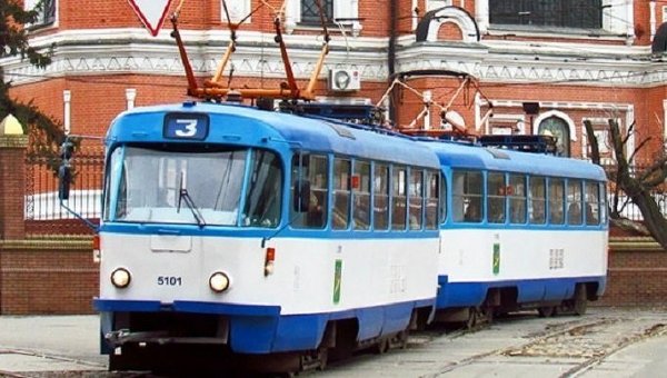 Трамвай в Харькове. Архивное фото
