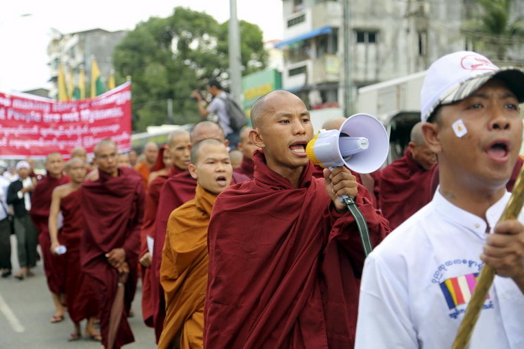 Протест монахов в Мьянме