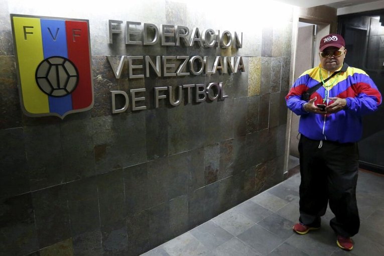 Штаб-квартира Федерации футбола Венесуэлы в Каракасе, глава которой Рафаэль Эскивель является фигурантом коррупционного скандала в ФИФА