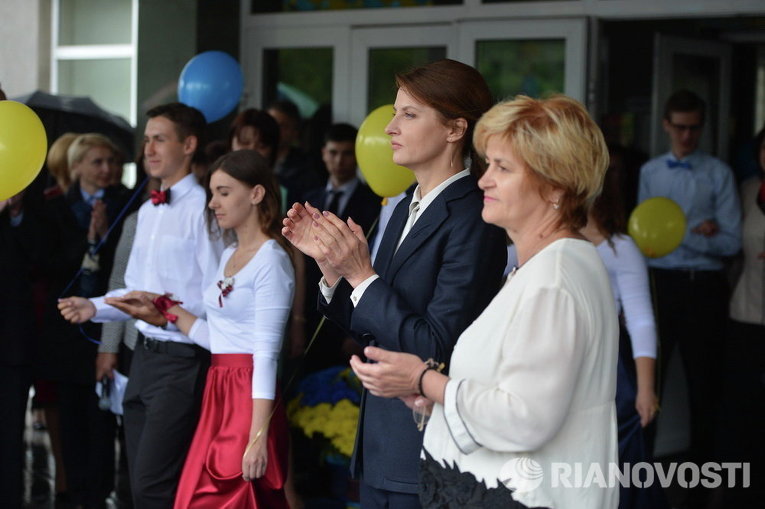 Марина Порошенко на последнем звонке в школе №183 в Киеве