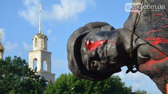 Демонтаж памятника Владимиру Ленину в Славянске