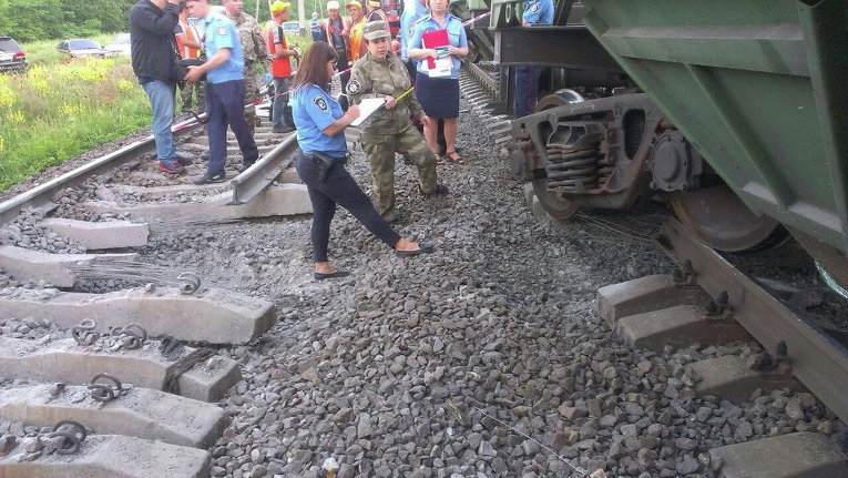 Последствия взрыва на Одесской железной дороге