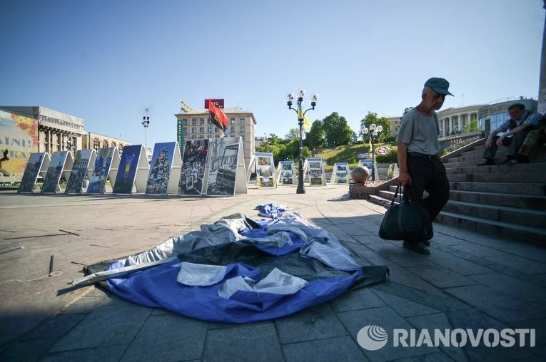 Палаточный лагерь в центре Киева снесли