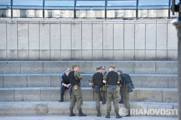 Правоохранители на Майдане Незалежности