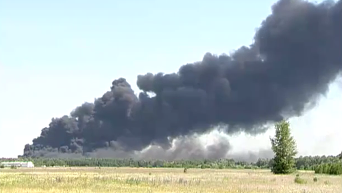 Пожар на нефтехранилище под Киевом. Прямая трансляция