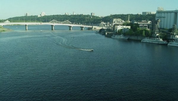 Мосты в Киеве. Архивное фото