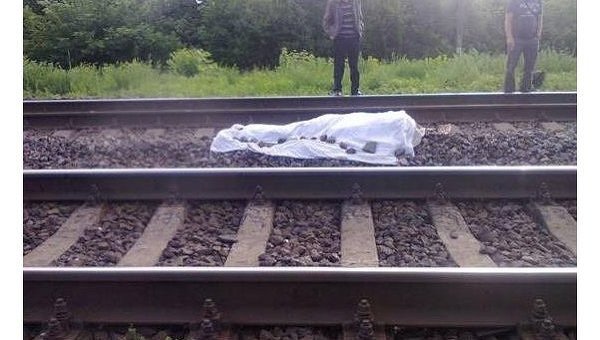 В Хмельницкой области военный выбросился из поезда на ходу