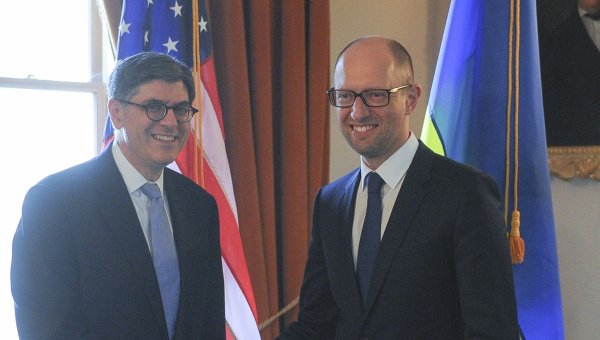 Арсений Яценюк и министр финансов США Джейкоб Лью. Архивное фото
