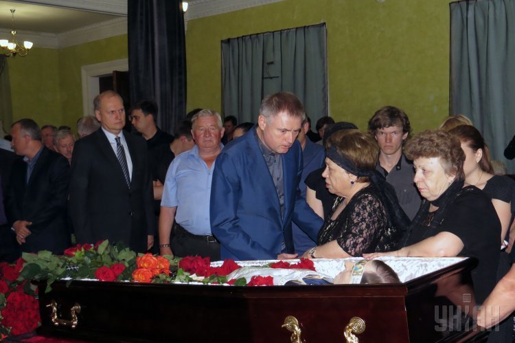 В Мариуполе простились с бывшим главой МК имени Ильича Владимиром Бойко
