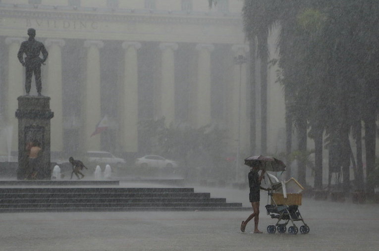 Cильный ливень в Маниле, Филиппины