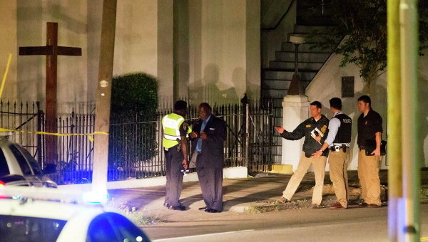 Полиция у церкви Emanuel AME после стрельбы, США