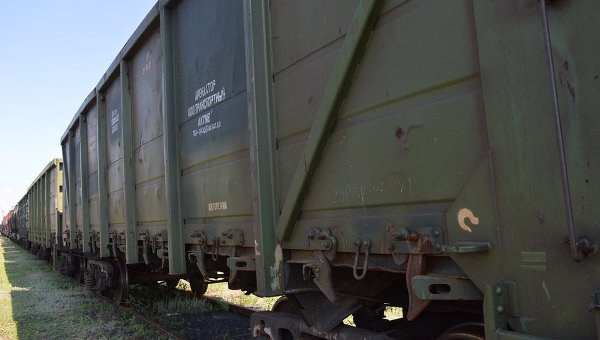 Железнодорожный состав в Луганской области. Архивное фото