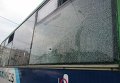 Боковое стекло маршрутки в Харькове, пробитое пулей