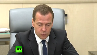 Медведев рассказал, почему РФ даст Украине скидку на газ. Видео