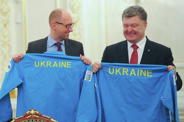 Премьер-министр Арсений Яценюк и президент Петр Порошенко