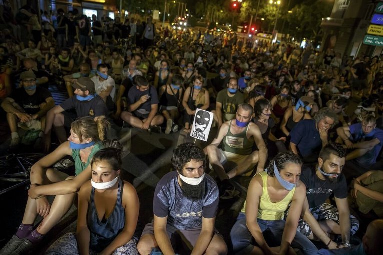 Молчаливый протест в Испании