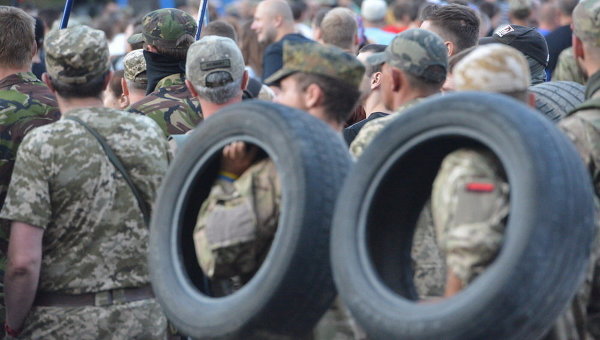 Марш добровольческих батальонов в Киеве. Архивное фото