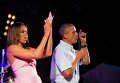 Экс-президент США Барак Обама с супругой Мишель. Архивное фото