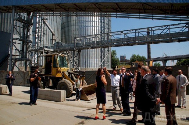Джеффри Пайетт знакомится с проектом будущего зернового терминала в Одессе