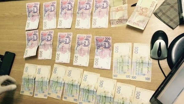 Деньги, изъятые у работников таможенного поста Ужгород